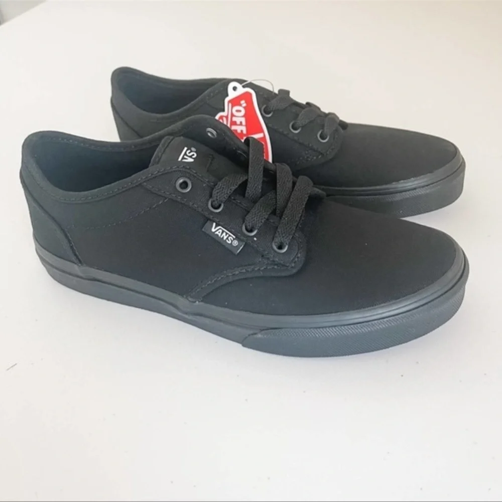 Vans Atwood Canvas Skate Shoes Sneakers Lace Up Black on Black‎ Youth Size 13.5
